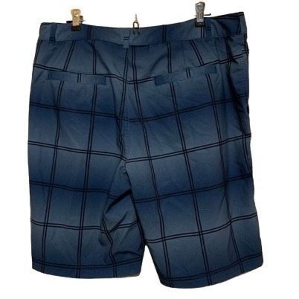 Paradise Collection Size 36 Blue Checked Golf Shorts